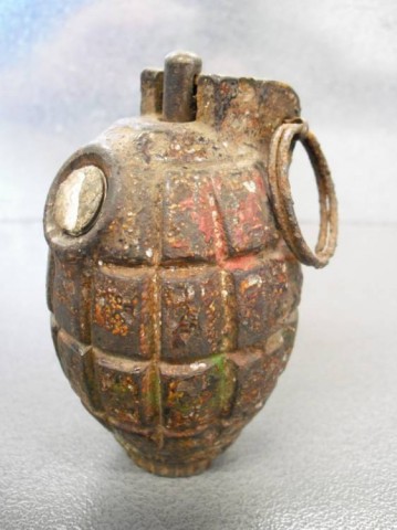 F - ARMI DISATTIVATE - GRANATE-PROIETTILI (GP) - BOMBA A MANO MILLS N�36 M MKI