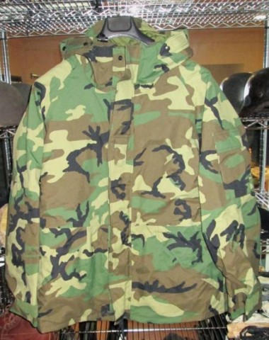 N - ESERCITO/MARINA  >1945 -  - US	PARKA  WOODLAND  GORETEX 