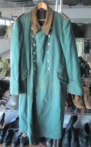 I - MILITARIA STORICA -  - POL.  GENDARMERIE  CAPPOTTO Maister  +  Spalline