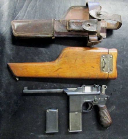 E - ARMI ATTIVE -  - MAUSER M.712  (M.32 Schnellfeuer) + Calciolo +  Fondina