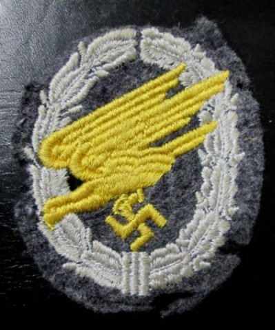 I - MILITARIA STORICA -  - BREVETTO   LW  FJ  IN STOFFA (1)