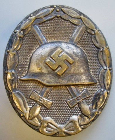 I - MILITARIA STORICA - DECORAZIONI (D) - DISTINTIVO FERITI ARGENTO (pieno)	II GM