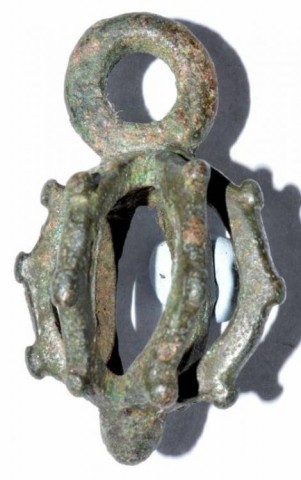 B - ARCHEOLOGIA - PENDENTI / AMULETI (P/A) - Raro Pendente/Amuleto votivo �a Testa di Mazza� Celtico in Bronzo � 800-600 a.C.  (175)