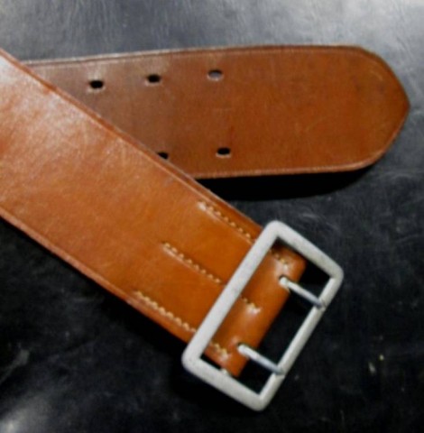 I - MILITARIA STORICA - FIBBIE E CINTURONI (FC) - LW  CINTURONE UFF. MARRONE 5,5 cm.