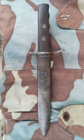 D - ARMI BIANCHE -  - PUGNALE M.V.S.N. M.35 TRUPPA (1)