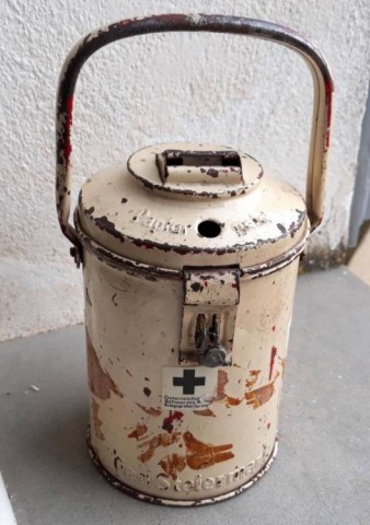 I - MILITARIA STORICA - EQUIPAGGIAMENTO (EQ) - ML.EQ. 3325  RK-HJ SALVADANAIO IN METALLO �GAU  STEIERMARK�.