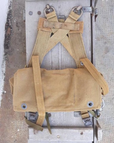 I - MILITARIA STORICA - EQUIPAGGIAMENTO (EQ) - �STURMGEP�CK +  BEUTEL  M.39�   IN CANAPA, GIALLO CONTINENTALE. 