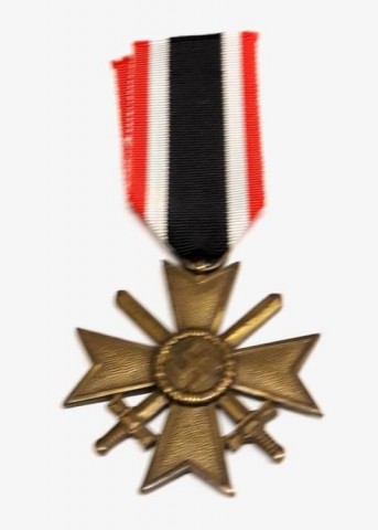I - MILITARIA STORICA -  - CROCE AL MERITO CON SPADE II CL. (Kriegs Verndienst Kreuz).  (1)