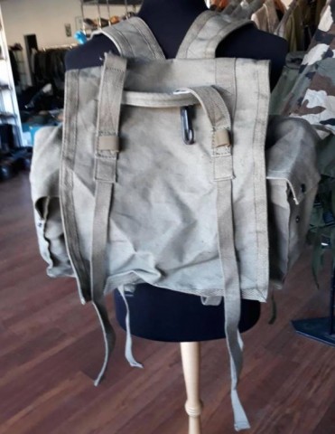 N - ESERCITO/MARINA  >1945 - ATTREZZATURA (AT) - IT	ZAINO PARA� M.65 DA LANCIO.  TELA VERDE  (NUOVO).