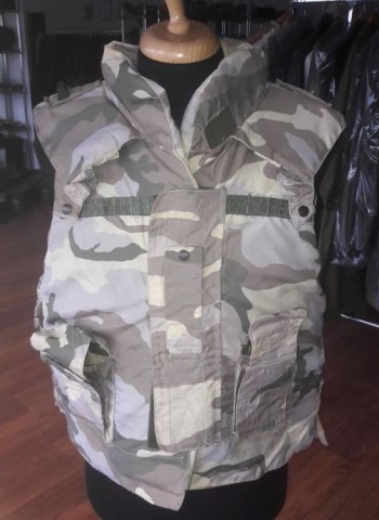 N - ESERCITO/MARINA  >1945 -  - EI	GIUBBOTTO ANTISCHEGGE DESERT (1991).  NUOVO.