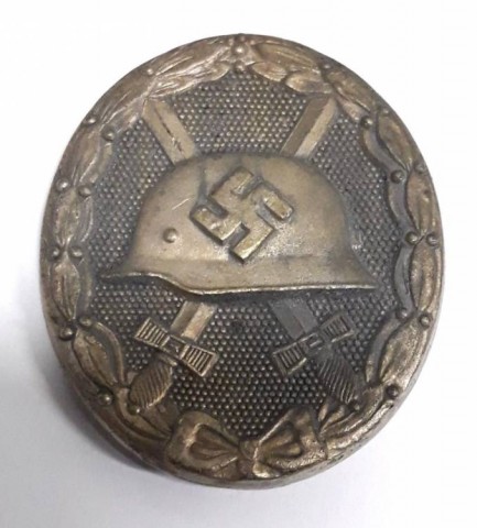 I - MILITARIA STORICA -  - DISTINTIVO FERITI ARGENTO 2^ Cl.  �65�