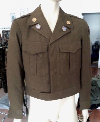 I - MILITARIA STORICA - DIVISE (DI) - US Army  IKE JACKET  M.43  �Red Bull�.