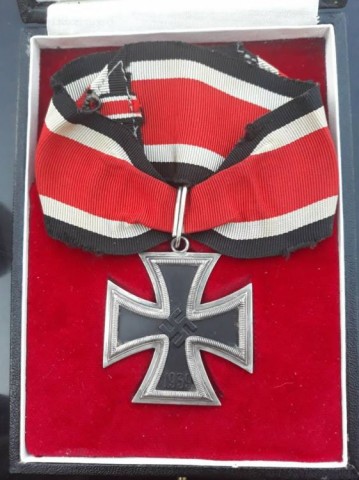  -  - RITTERKREUZ  �800 - L/12�  IN SCATOLA  Cap. Carl-Ludwig Paul Max  Blumentahl.