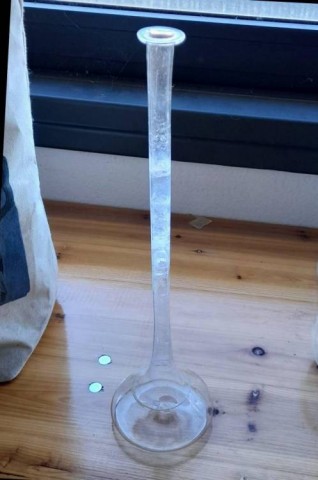 A - ANTIQUARIATO -  - Ampolla  in Vetro soffiato,   H. ca 40 cm.   Sec. XIX.