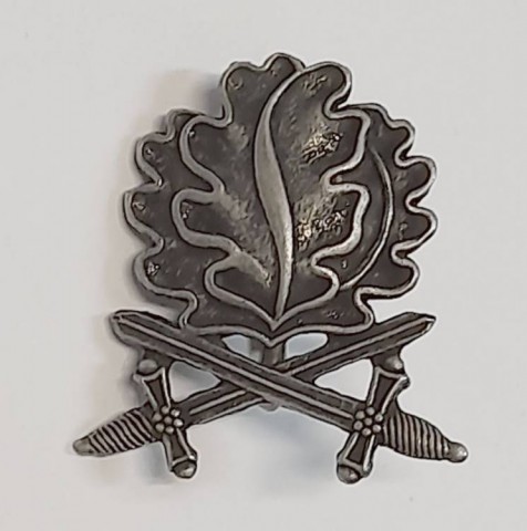 I - MILITARIA STORICA -  - FRONDE DI QUERCIA E SPADE PER RITTER KREUZ.   COPIA.