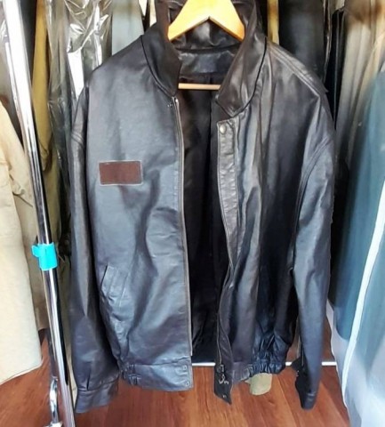 N - ESERCITO/MARINA  >1945 -  - MMI	GIUBBOTTO DI VOLO IN PELLE.  Tg. 54.  NUOVO.