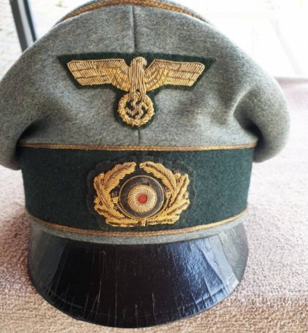  -  - HEER	SCHIRMMUTZE  ALTERER ART GENERALE.