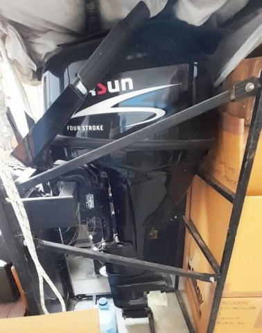 O - VEICOLI -  - MOTORE FUORIBORDO PARSUN  9,9 CV.  4 CILINDRI	(INCURSORI).