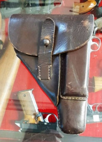 I - MILITARIA STORICA -  - WH    FONDINA WALTHER PP  con TIMBRI.   PELLE MARRONE.