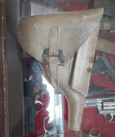 I - MILITARIA STORICA -  - REI   FONDINA  PISTOLA  GLISENTI M.1910 � BRIXIA M.1913 CUOIO VERDE.