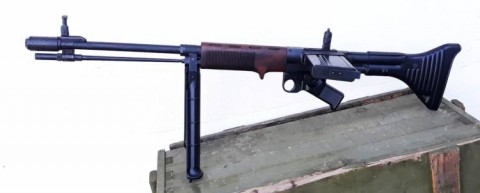 F - ARMI DISATTIVATE - FUCILI MITRAGLIATORI (FM) - FG.42   I  Mod.   SHOEI	  s./SERBATOIO.
