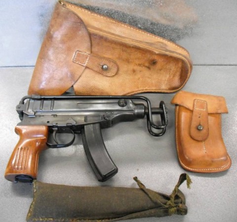  -  - PM  CZ M.61 SKORPION