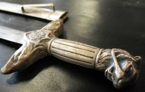 D - ARMI BIANCHE - COLTELLI - PUGNALI  (CP) - PUGNALE MUTILATI