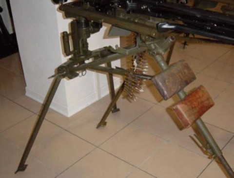 H - ACCESSORI -  - TREPPIEDE  LAFETTE  x  MG.42