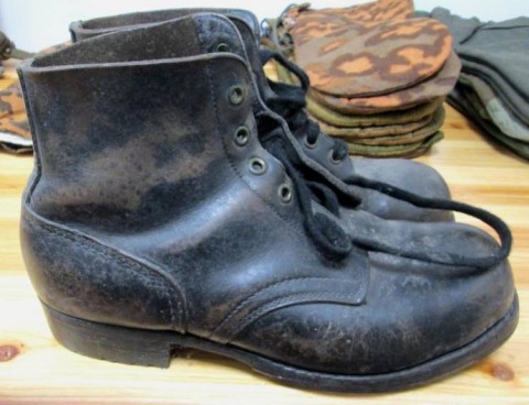 I - MILITARIA STORICA - DIVISE (DI) - WH	  SCARPONCINI CARRISTI NERI A 6 FORI 