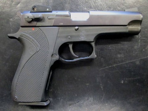 E - ARMI ATTIVE -  - PISTOLA S.&W. Mod. 3904  Cal. 9x21