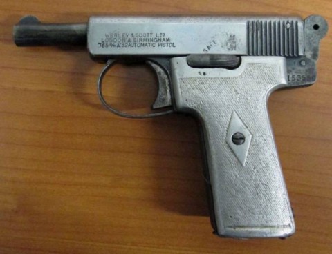 F - ARMI DISATTIVATE -  - PISTOLA WEBLEY & SCOTT  M.1906  Cal. 7,65  scarr.