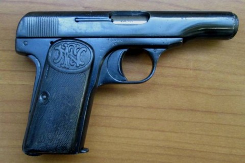 F - ARMI DISATTIVATE -  - PISTOLA BROWNING M.1910  Cal. 7,65	  scarr.