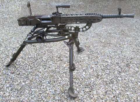 F - ARMI DISATTIVATE -  - MITRAGLIATRICE  ZB 37  Guerra di Spagna / �WaA 188� + Treppiede  scarr.