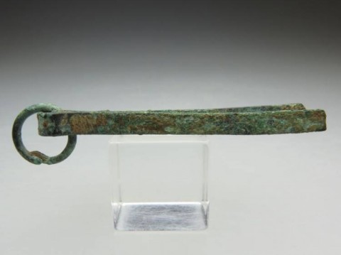 B - ARCHEOLOGIA -  - Pinzette in Bronzo con Anello - Roma  I-III  sec. d.C.					80,00