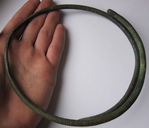 B - ARCHEOLOGIA - COLLANE (CO) - Collare (Torc) Altomedievale Vichingho in Bronzo  �  VIII-XI  sec. d.C. (75)