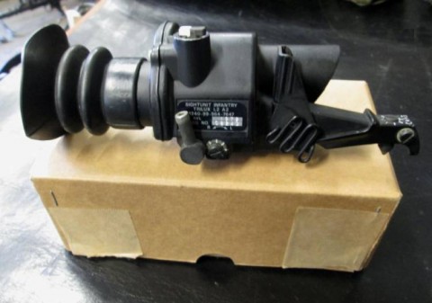 H - ACCESSORI - OTTICHE (O) - OTTICA TRILUX L2A2 NUOVA