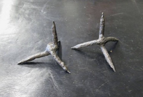 A - ANTIQUARIATO -  - N� 2 Ricci in Ferro contro la cavalleria  � Europa  sec. XI-XIII  (284)