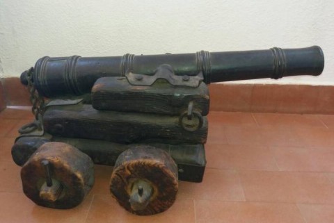 C - ARMI ANTICHE -  - FALCONETTO DA NAVE/FORTEZZA IN BRONZO  CON CARRELLO SEC. XVIII