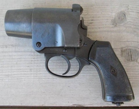E - ARMI ATTIVE -  - PISTOLA Lanciarazzi  Webley & Scott  N�2 Mark I  .�1917�.