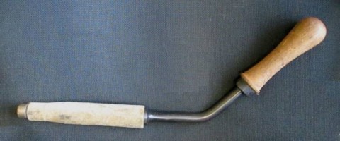 H - ACCESSORI - PARTI DI ARMA (PA) - MANIGLIA ANTERIORE PORTACANNA BREDA 37.