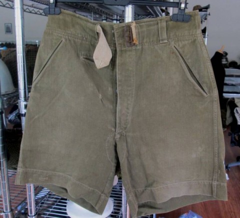 I - MILITARIA STORICA - DIVISE (DI) - HEER - DAK   PANTALONI CORTI  TRUPPA IN COTONE.						300,00