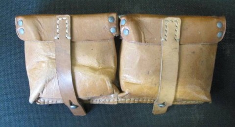 I - MILITARIA STORICA -  - WH  PORTACARICATORI  GEW.43 IN CUOIO MARRONE.