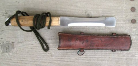 D - ARMI BIANCHE - COLTELLI - PUGNALI  (CP) - PL-DDR  COLTELLO A DOPPIO FILO PARACADUTISTI ANNI �70-80.