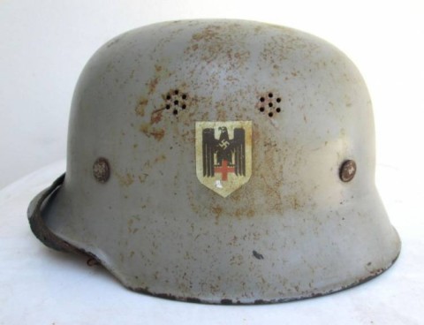 I - MILITARIA STORICA -  - D  ELMETTO M.34  ROTE-KREUZ BIDECAL  GRIGIO CHIARO.