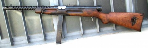 F - ARMI DISATTIVATE - PISTOLE MITRAGLIATRICI (PM) - MAB 38A  Polizia RSI - GNR  c/attacco  Bay.  1943.   Brev. N.828-428.  4UT.