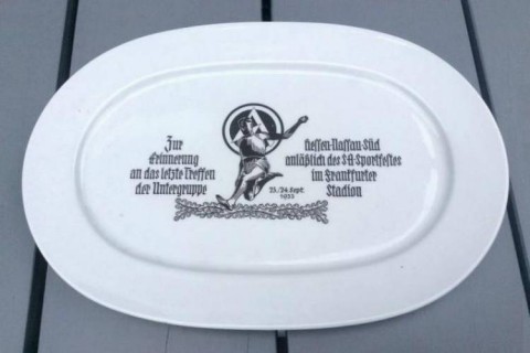 I - MILITARIA STORICA - DECORAZIONI (D) - VASSOIO in Porcellana  SA Treffen  -  Germania, 1933.