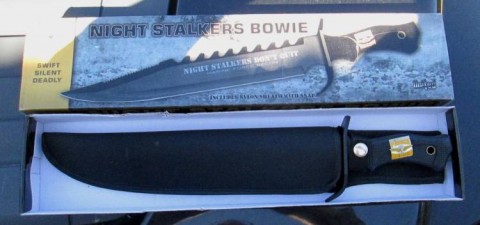 P - MATERIALE TIPO MILITARE -  - PUGNALE Combat US  (L.T. 42 cm.  Lama 30 cm.).