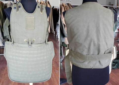 I - MILITARIA STORICA -  - USAAF ANTI-FLAK ARMOR FLYER�S VEST M.1-M.3-M.4 BOMBARDIERI.