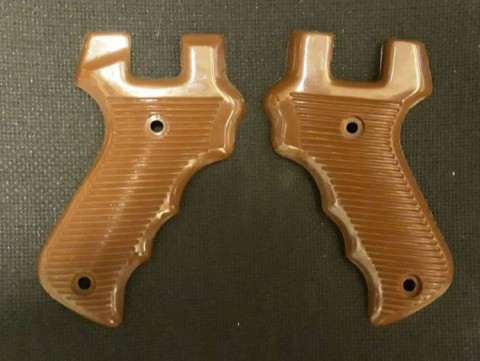 H - ACCESSORI -  - GUANCETTE x PISTOLA MITR.  BERETTA M.12.