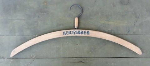 I - MILITARIA STORICA - EQUIPAGGIAMENTO (EQ) - R.B.	  GRUCCIA  IN LEGNO  �REICHSBAHN�.